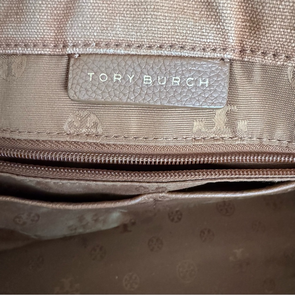 Tory Burch Shoulder Tote - Picture 3 of 16
